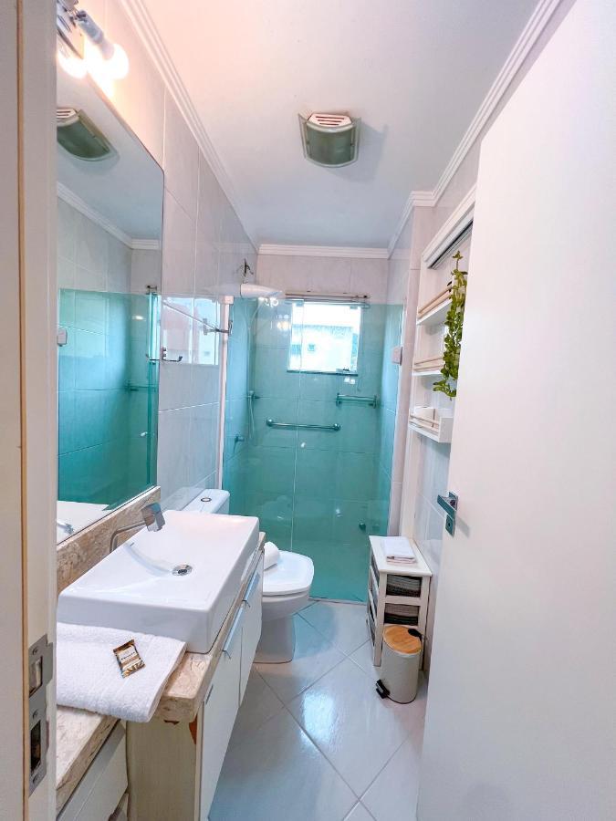 Hospede-se Com Paola Nesse Lindo Completo Com Garagem E Localizacao Estrategica Apartment Balneario Camboriu